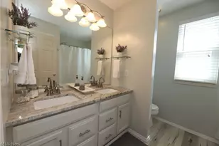 5240 Bringham Dr, Brunswick, OH 44212 - Photo 13