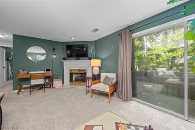 6231 Hidden Creek Drive #232, Lorain, OH 44053 - Photo 7