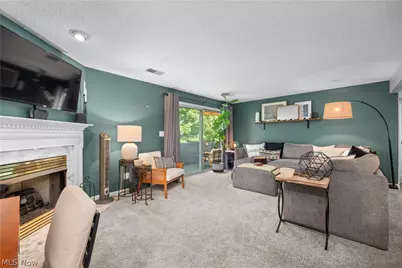6231 Hidden Creek Drive #232, Lorain, OH 44053 - Photo 5