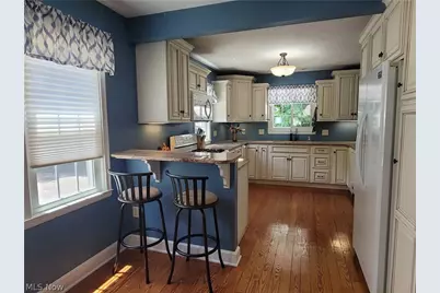 1721 10th Street NE, Massillon, OH 44646 - Photo 9