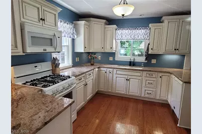 1721 10th Street NE, Massillon, OH 44646 - Photo 11
