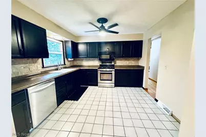 3415 Darbyshire Drive, Canfield, OH 44406 - Photo 11
