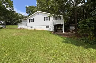 510 Marietta St, Sarahsville, OH 43779 - Photo 3