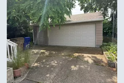 2486 8th Street, Cuyahoga Falls, OH 44221 - Photo 3
