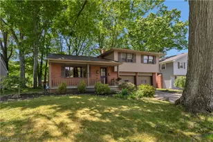 691 Oakridge Dr, Boardman, OH 44512 - Photo 3
