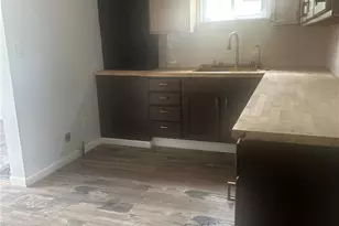 3064 W 16th St, Loveland, OH 44113 - Photo 11