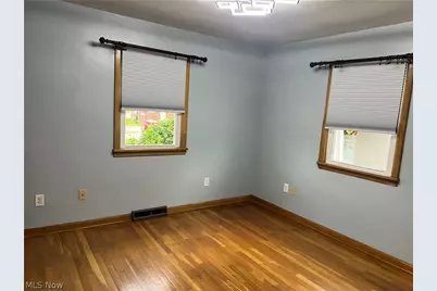 100 W 44th Street, Shadyside, OH 43947 - Photo 11