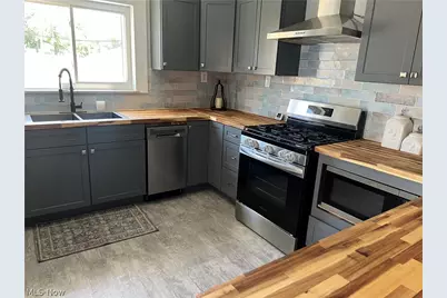 100 W 44th Street, Shadyside, OH 43947 - Photo 7