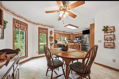 3556 Lake Road, Conneaut, OH 44030 - Photo 5