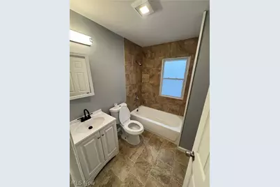 10502 Miles Avenue, Loveland, OH 44105 - Photo 11