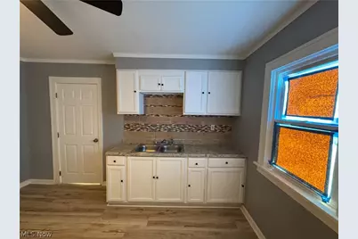 10502 Miles Avenue, Loveland, OH 44105 - Photo 9