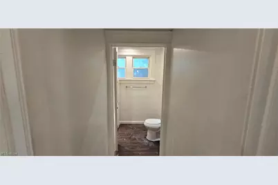 700 Carpenter Street, Akron, OH 44310 - Photo 35