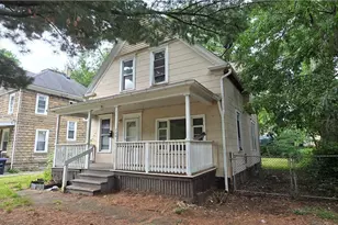 700 Carpenter St, Akron, OH 44310 - Photo 3