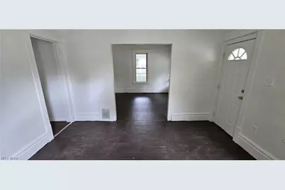 700 Carpenter Street, Akron, OH 44310 - Photo 9