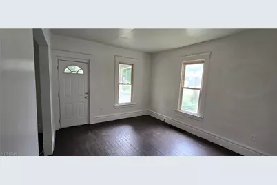 700 Carpenter Street, Akron, OH 44310 - Photo 11