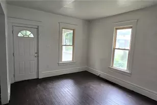 700 Carpenter St, Akron, OH 44310 - Photo 11