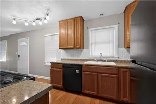 2751 Valley Rd, Cuyahoga Falls, OH 44223 - Photo 5