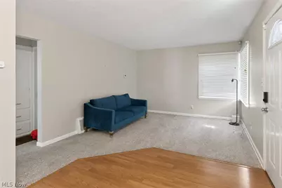 2751 Valley Road, Cuyahoga Falls, OH 44223 - Photo 7