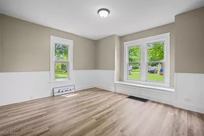 146 W Harrison Street, Alliance, OH 44601 - Photo 15