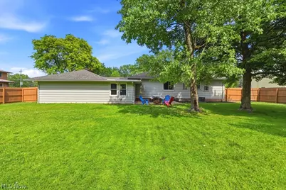 8908 Falls Lane, Grandview Heights, OH 44147 - Photo 25