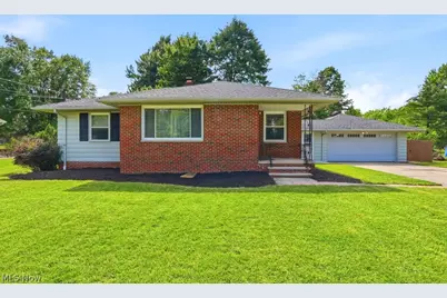 8908 Falls Lane, Grandview Heights, OH 44147 - Photo 1