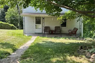 124 Front St, Amsterdam, OH 43903 - Photo 5