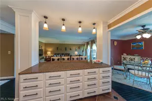 1115 Canyon View Rd, Sagamore Hills, OH 44067 - Photo 3