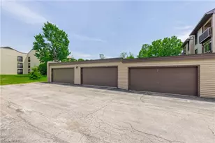 1115 Canyon View Rd, Sagamore Hills, OH 44067 - Photo 29