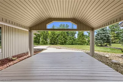 32672 Heron Circle, North Ridgeville, OH 44039 - Photo 17