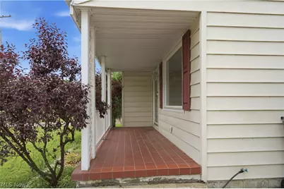 910 S Hazelwood Avenue, Youngstown, OH 44509 - Photo 5