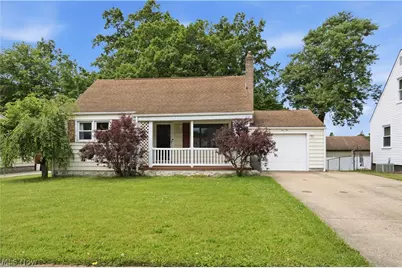 910 S Hazelwood Avenue, Youngstown, OH 44509 - Photo 1