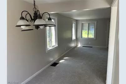 3383 Sutton Road, Huber Heights, OH 44120 - Photo 3