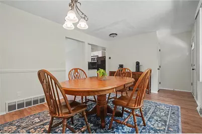 2005 Presidential Parkway #H76, Twinsburg, OH 44087 - Photo 11