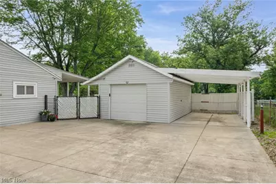 1973 Pinewood Drive, Brunswick, OH 44212 - Photo 3