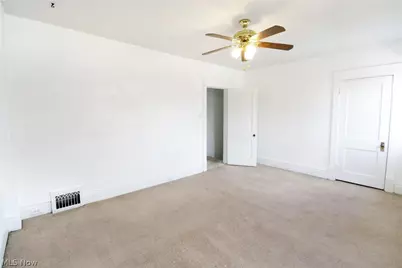 1302 Oregon Avenue, Steubenville, OH 43952 - Photo 15