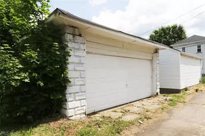 1302 Oregon Avenue, Steubenville, OH 43952 - Photo 5