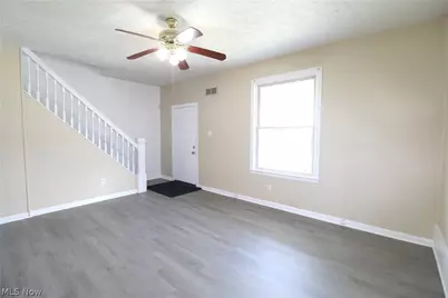 1302 Oregon Avenue, Steubenville, OH 43952 - Photo 7