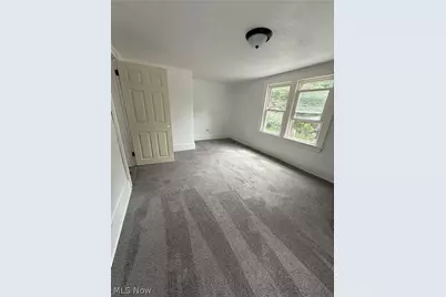 802 Clay Drive, Akron, OH 44311 - Photo 7