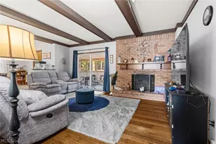1200 Briarview Ave NW, North Canton, OH 44720 - Photo 9