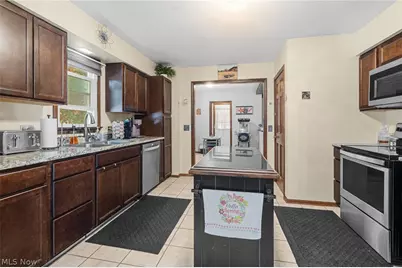 1200 Briarview Avenue NW, North Canton, OH 44720 - Photo 23