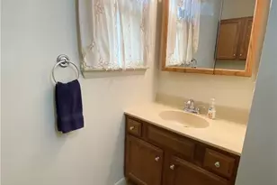 2644 Delaware Ave SW, Canton, OH 44706 - Photo 9