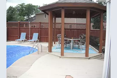 4816 Edgewood Drive, Lorain, OH 44053 - Photo 9