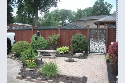 4816 Edgewood Drive, Lorain, OH 44053 - Photo 5