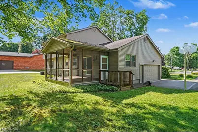 1372 Doncaster Drive, Youngstown, OH 44511 - Photo 35