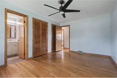 1372 Doncaster Drive, Youngstown, OH 44511 - Photo 17