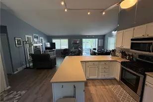 2396 Plum Creek Dr, Roaming Shores, OH 44084 - Photo 9