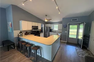 2396 Plum Creek Dr, Roaming Shores, OH 44084 - Photo 11