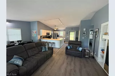 2396 Plum Creek Drive, Roaming Shores, OH 44084 - Photo 7