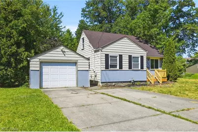 1620 Cedar Drive, Lorain, OH 44052 - Photo 1