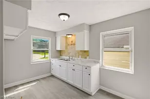 1620 Cedar Dr, Lorain, OH 44052 - Photo 9